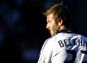 开云体育APP下载-北非风暴席卷英伦，阿尔及利亚式足球哲学如何轻取曼联，启示西甲国家德比新焦点